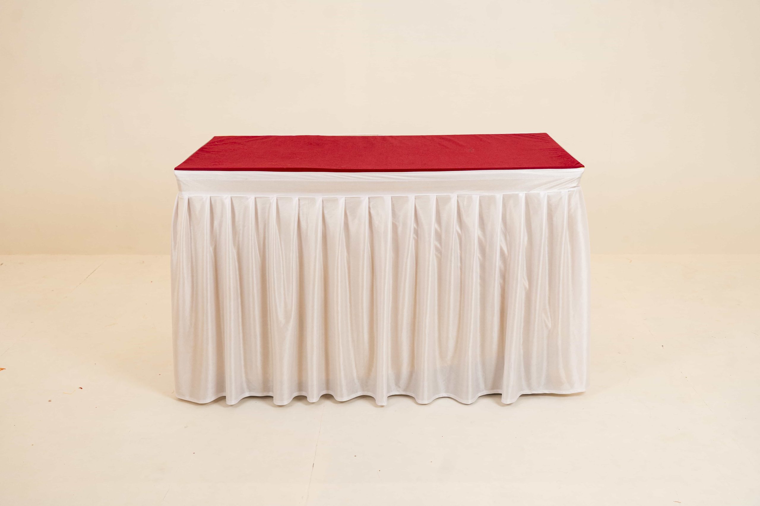 The Red & White Classiq